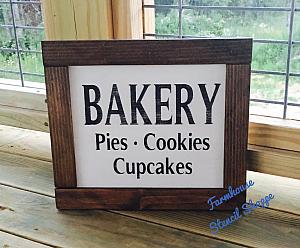 BAKERY Pies Cookies Cupcakes